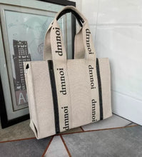 Cargar imagen en el visor de la galería, Cartera Cloe- X Mayor