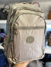 Cargar imagen en el visor de la galería, Mochila Dody x Mayor
