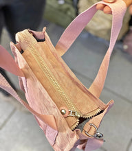 Cargar imagen en el visor de la galería, Mini Bolso Alux - X Mayor