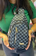 Cargar imagen en el visor de la galería, Pechera bandolera - Lote de 3 unid.