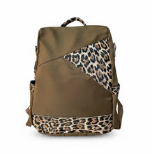 Cargar imagen en el visor de la galería, Cartera/ Mochila Ana Antirrobo - X Lote 3 unid.