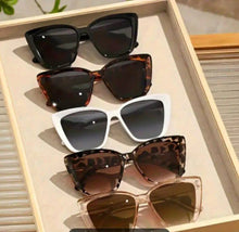 Cargar imagen en el visor de la galería, Lentes x Mayor - Lote de 12 unid. (surtido)