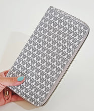 Cargar imagen en el visor de la galería, Billeteras Lote 6 unid x Mayor