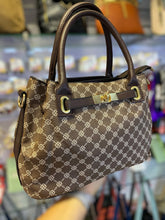 Cargar imagen en el visor de la galería, Cartera Louis x Mayor
