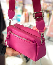Cargar imagen en el visor de la galería, Carteras Emely-X Mayor
