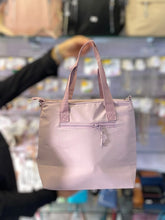 Cargar imagen en el visor de la galería, Cartera Leila x Mayor
