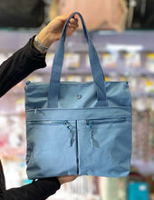 Cargar imagen en el visor de la galería, Cartera Leila x Mayor
